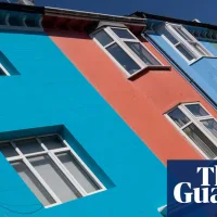 ‘Geopolitical uncertainties’ amid Iran war could slow fall in mortgage rates, says Halifax