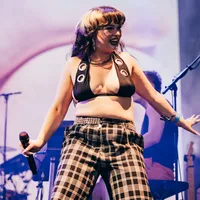 Lola Young opens up about addiction treatment and joining AA after collapsing on stage