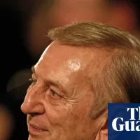 Dennis Cometti, Australian sports commentary great, dies aged 76