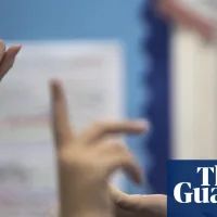 Families given a week to decide whether to leave UK voluntarily plead for more time