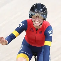 How her medical degree gives Sophie Edwards balance and focus on the bike