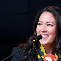 Australian sports presenter Mel McLaughlin reveals cancer diagnosis