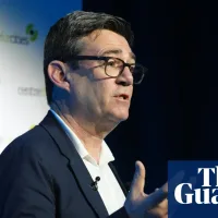 Andy Burnham criticises ‘bankruptcy’ of Labour approach to campaigning